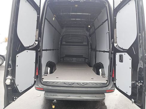 New 2025 Mercedes-Benz Sprinter 2500 image 12