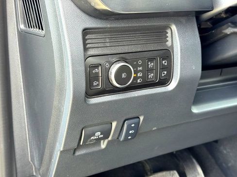 Used 2026 Ford F350 Lariat AWD/4WD image 14