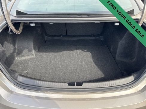 Used 2024 Chevrolet Malibu LT image 11