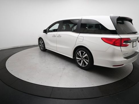 Certified 2023 Honda Odyssey Touring image 12