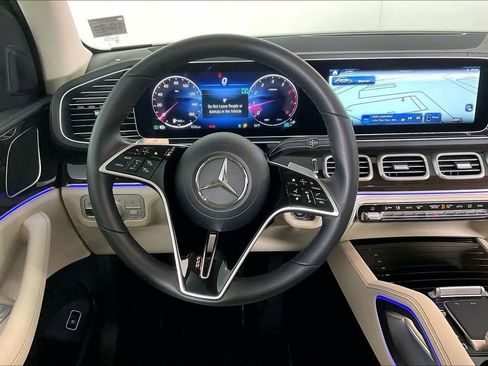 Used 2026 Mercedes-Benz GLE 450 4MATIC image 5