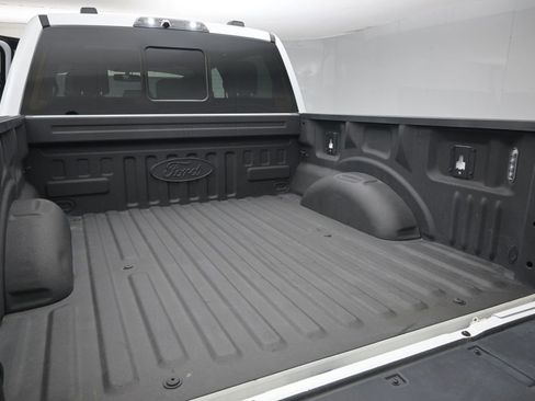 Used 2023 Ford F150 Raptor w/ Raptor 37 Performance Package AWD/4WD image 7