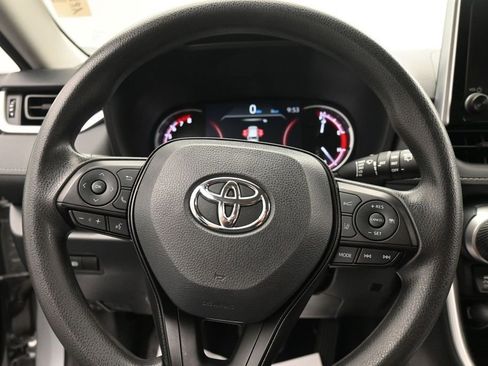 Used 2024 Toyota RAV4 XLE FWD image 20