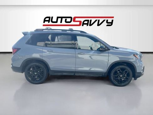 Used 2025 Honda Passport Black Edition image 8