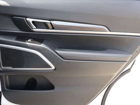Used 2025 Kia Telluride S FWD image 10