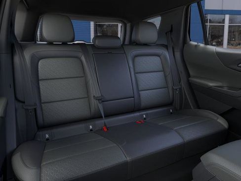 New 2026 Chevrolet Equinox LT w/ Convenience Package II FWD image 38