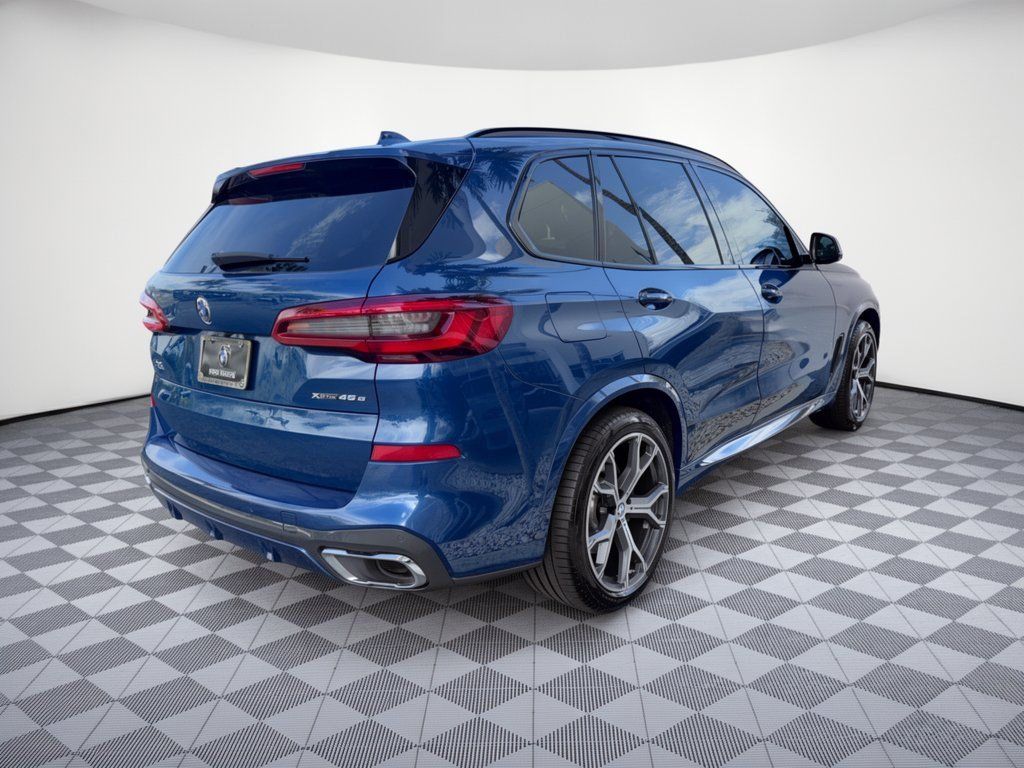 Used 2021 BMW X5 xDrive45e w/ M Sport Package AWD/4WD image 9