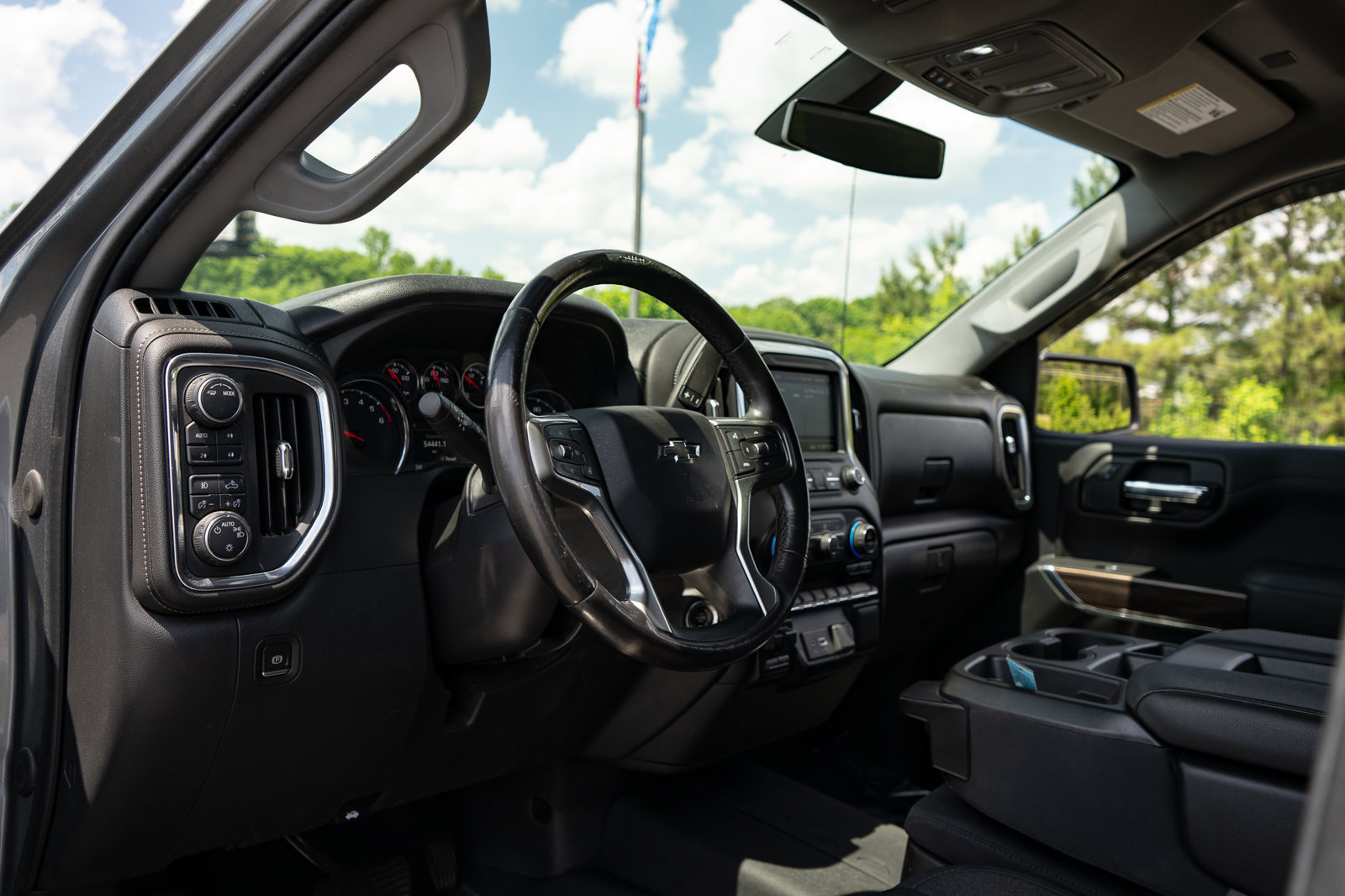 Used 2021 Chevrolet Silverado 1500 RST AWD/4WD image 13