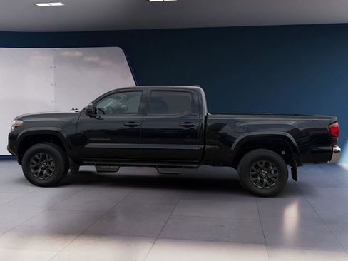 Used 2023 Toyota Tacoma SR5 image 2