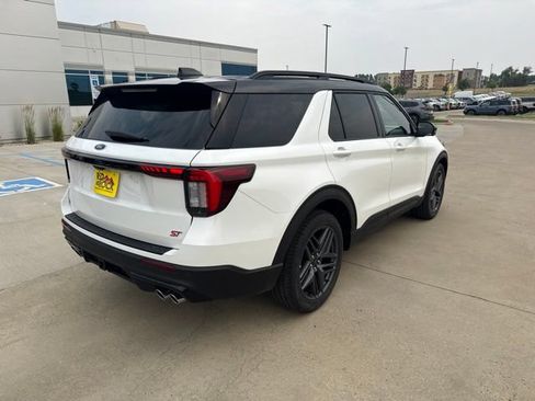 New 2026 Ford Explorer ST w/ Sun And Sound Package AWD/4WD image 7