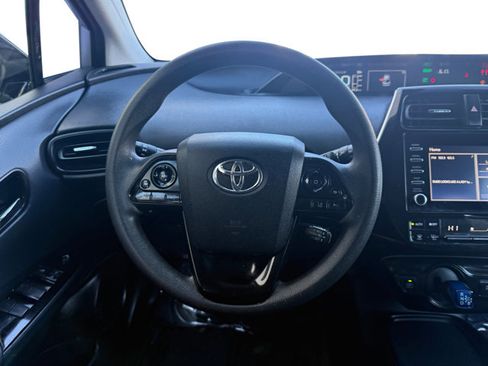 Used 2020 Toyota Prius LE image 14