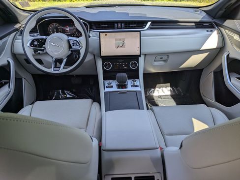 New 2026 Jaguar F-PACE R-Dynamic S image 25