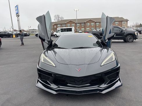 Used 2023 Chevrolet Corvette Stingray Convertible w/ Z51 Performance Package image 29