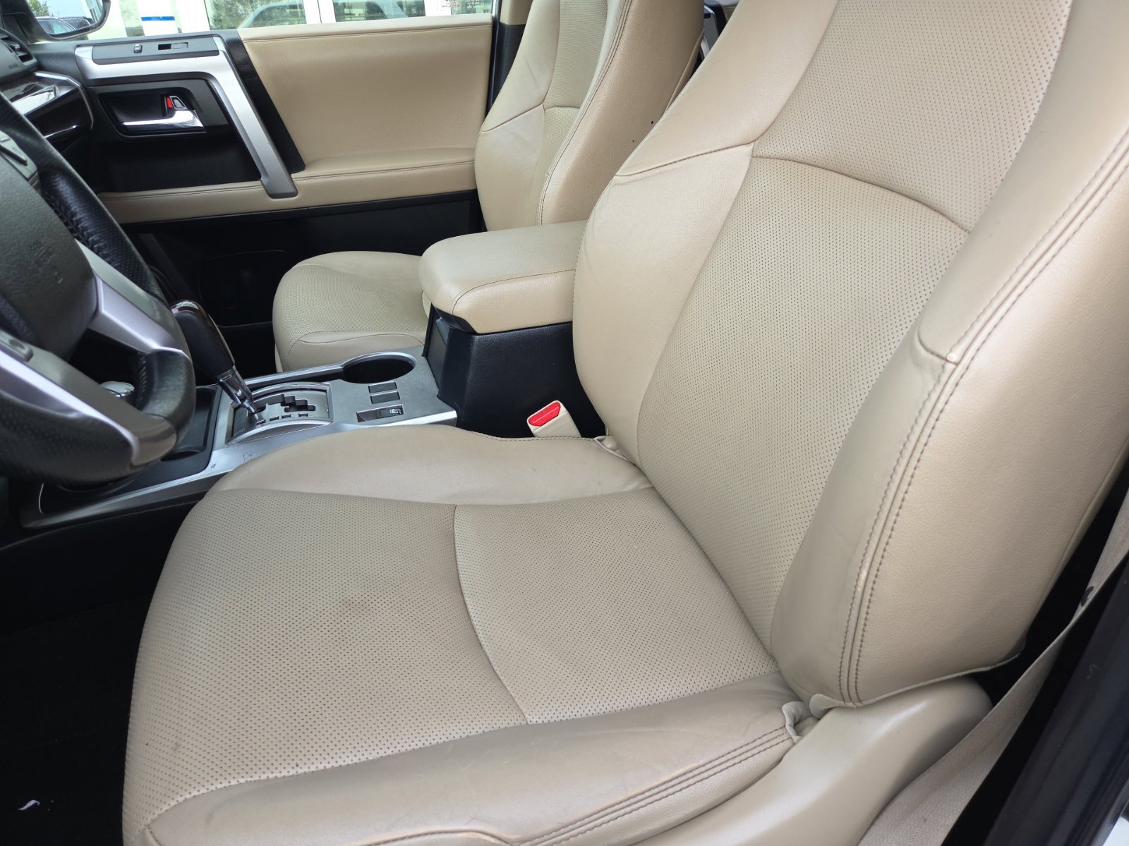 Used 2019 Toyota 4Runner Limited AWD/4WD image 18