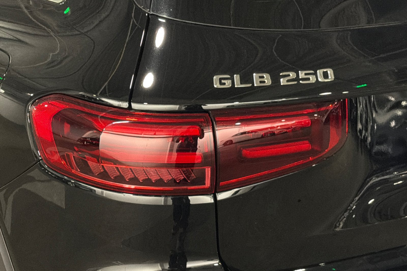 New 2026 Mercedes-Benz GLB 250 image 25