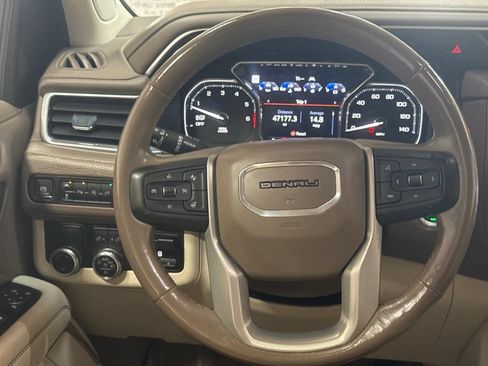 Used 2021 GMC Yukon Denali w/ Denali Ultimate Package RWD image 19