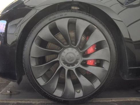 Used 2022 Tesla Model 3 Performance image 12