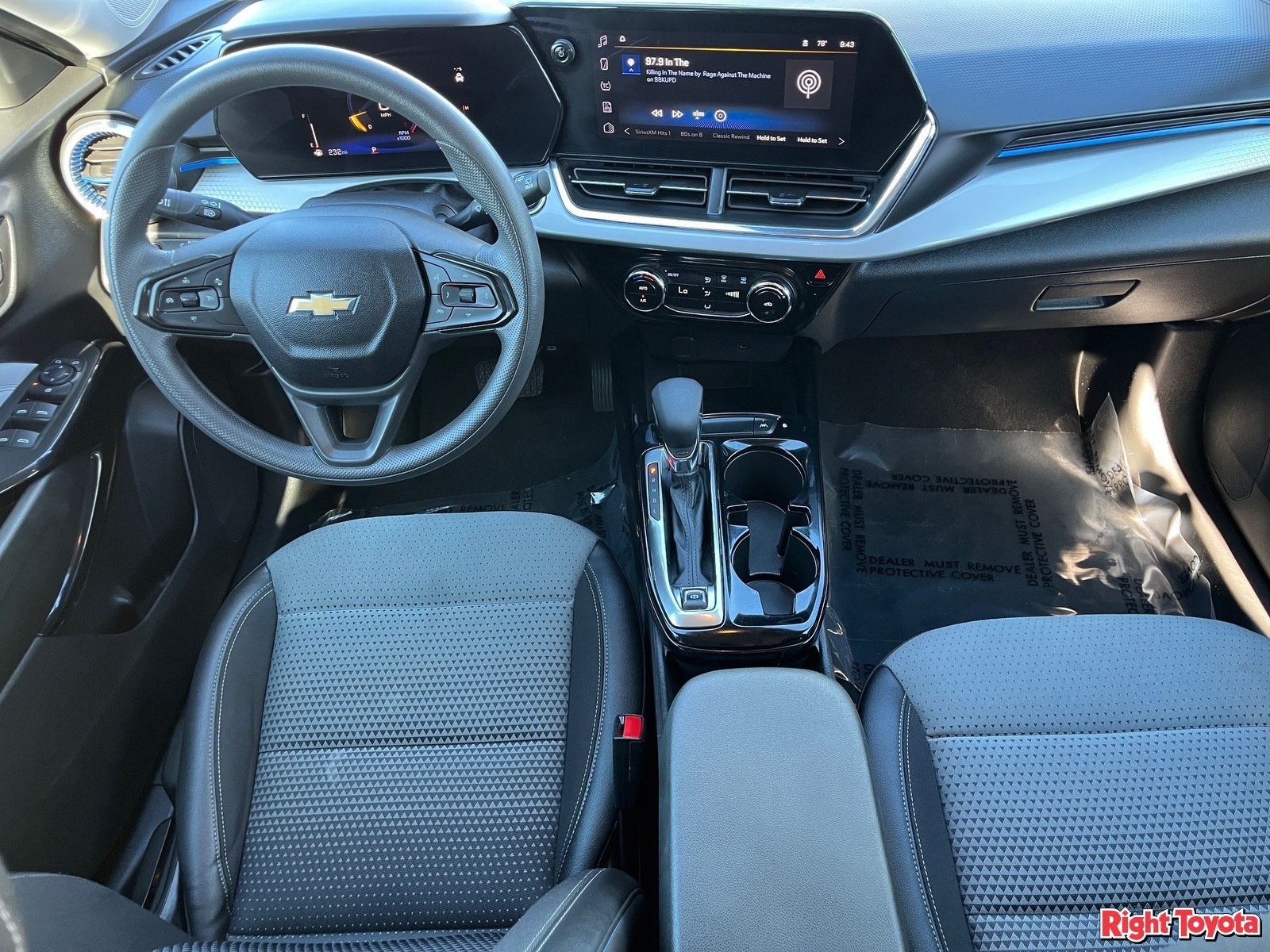 Used 2026 Chevrolet Trax LT FWD image 15
