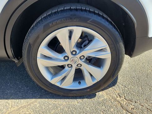 Used 2025 Buick Encore GX Preferred image 11