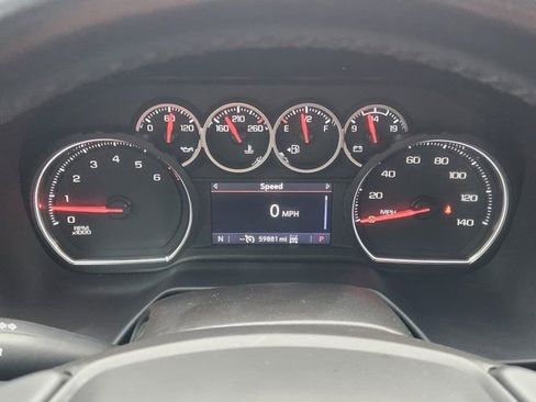 Used 2021 Chevrolet Suburban LT image 7