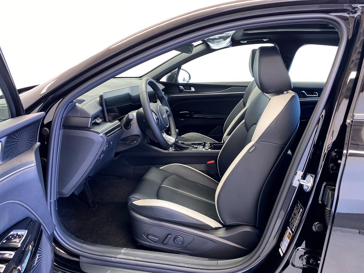 New 2026 Kia K5 GT-Line FWD image 16