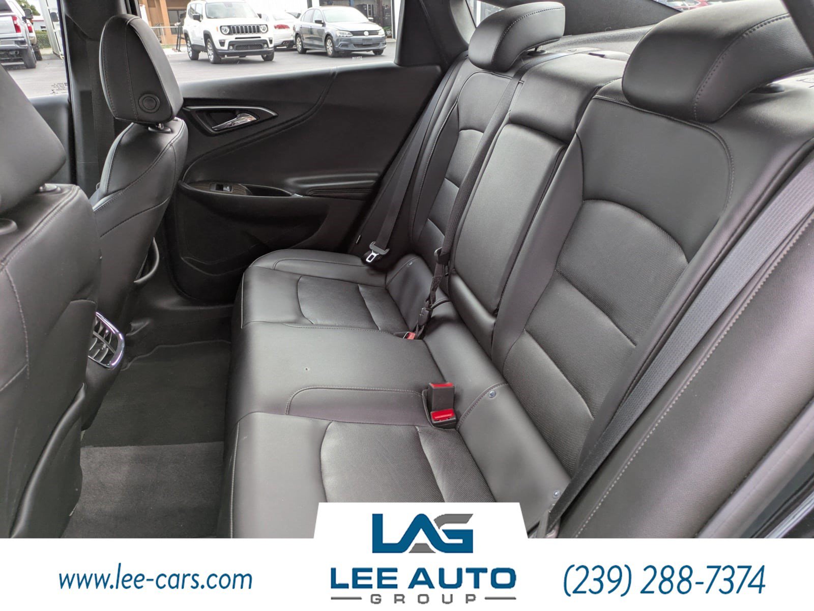 Used 2017 Chevrolet Malibu Premier w/ Premier Sun and Wheel Package FWD image 11