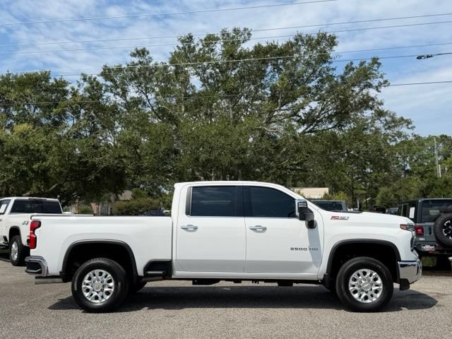 Used 2025 Chevrolet Silverado 2500 LTZ w/ LTZ Premium Package AWD/4WD image 7