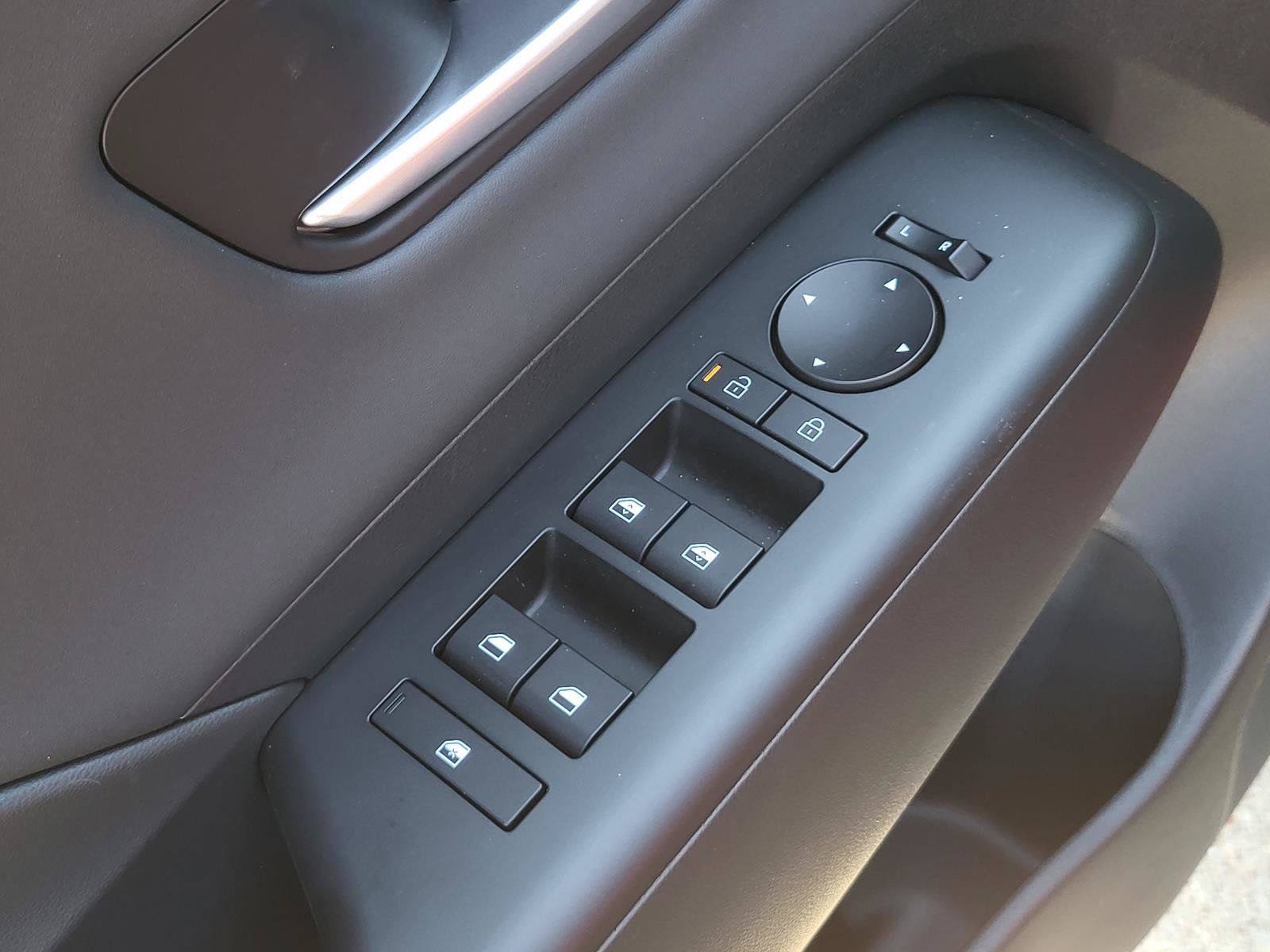 Certified 2026 Hyundai Kona Limited FWD image 18