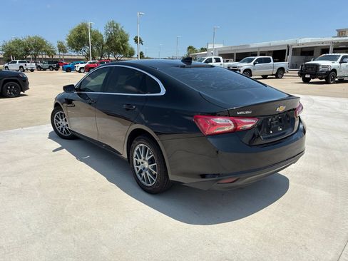 Used 2023 Chevrolet Malibu LT FWD image 5
