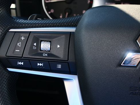 New 2026 Mitsubishi Outlander ES image 14