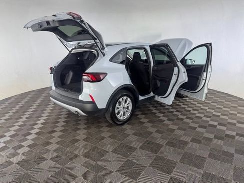 Used 2025 Ford Escape Active FWD image 19