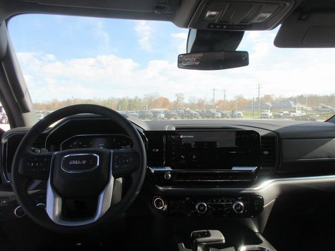 New 2026 GMC Sierra 1500 Elevation image 16