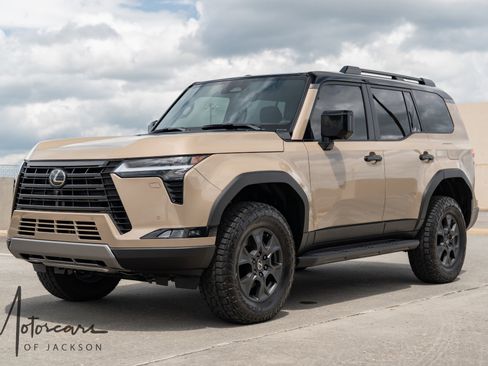 Used 2026 Lexus GX 550 AWD/4WD image 3