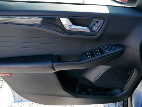 Certified 2024 Ford Escape ST-Line w/ Tech Pack #1 image 9