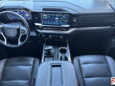 Used 2022 Chevrolet Silverado 1500 LT Trail Boss w/ LT Trail Boss Premium Package AWD/4WD image 15