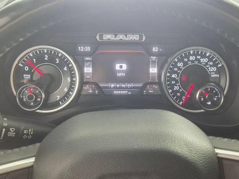 Used 2023 RAM 1500 Laramie AWD/4WD image 19