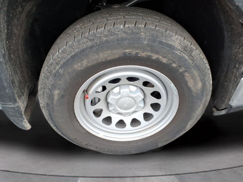 Used 2025 GMC Sierra 1500 Pro image 9