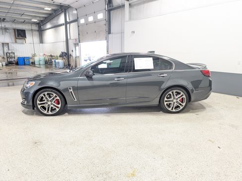 Used 2017 Chevrolet SS RWD image 6