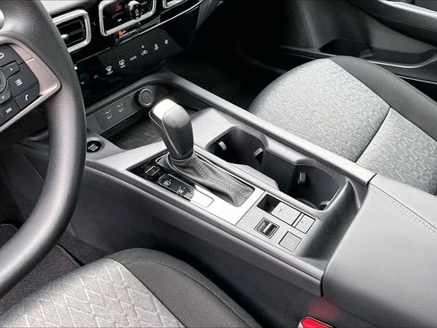 Used 2026 Nissan Sentra SV w/ Floor Mat Package FWD image 7