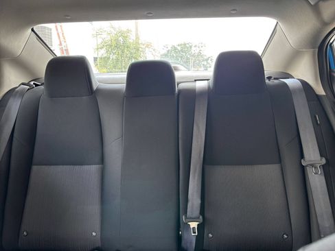 Used 2025 Nissan Sentra SV FWD image 38