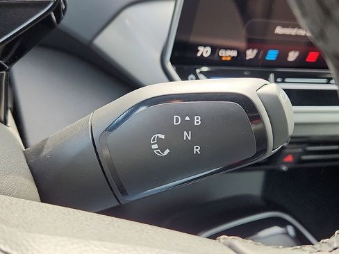 New 2025 Volkswagen ID.4 Pro S AWD/4WD image 7