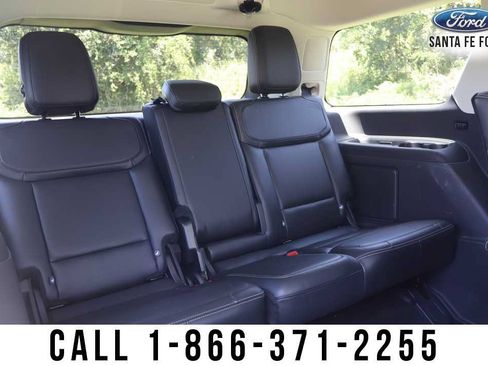 Used 2025 Ford Expedition Platinum AWD/4WD image 34