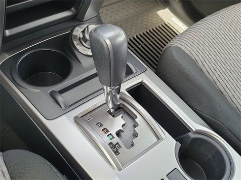 Used 2020 Toyota 4Runner SR5 image 25