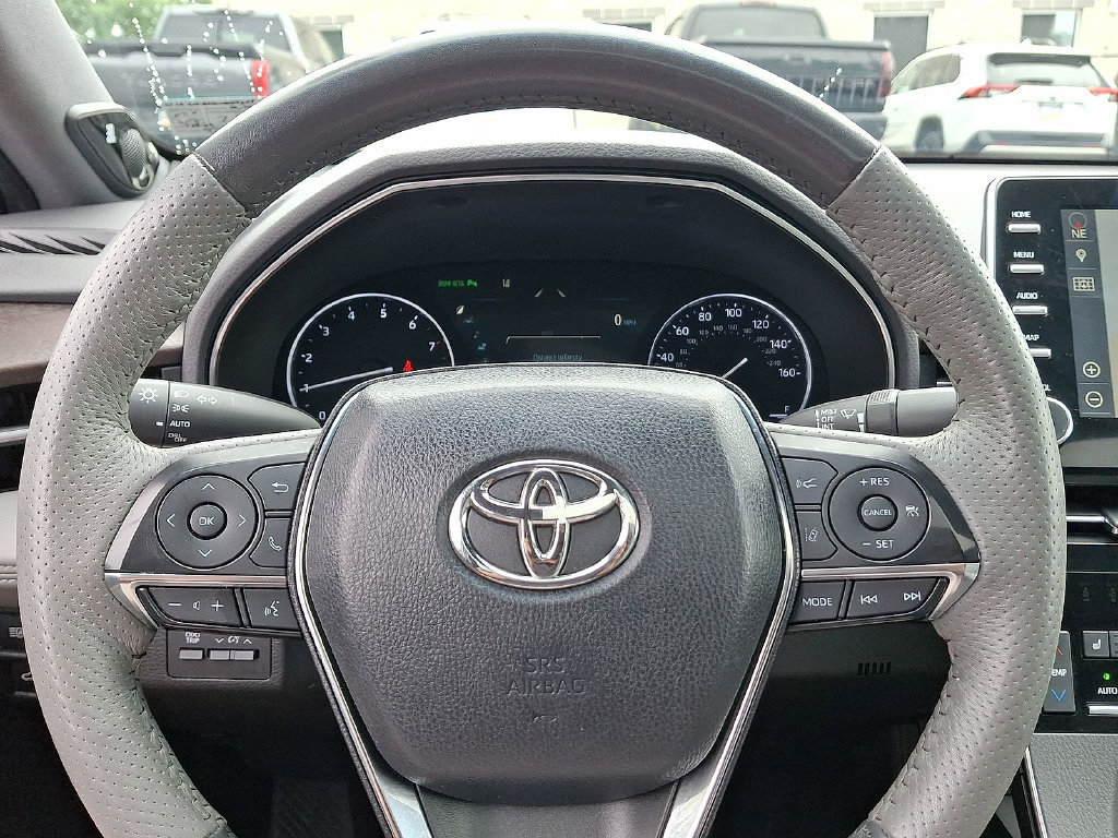 Used 2019 Toyota Avalon Limited w/ Advanced Safety Package FWD image 21