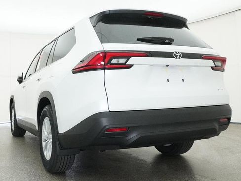 New 2026 Toyota Grand Highlander FWD image 27