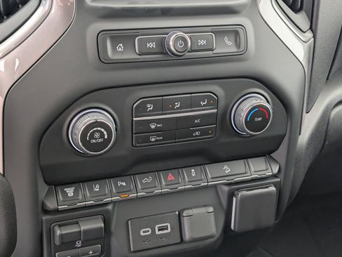 Certified 2024 Chevrolet Silverado 2500 Custom w/ Custom Value Package image 26