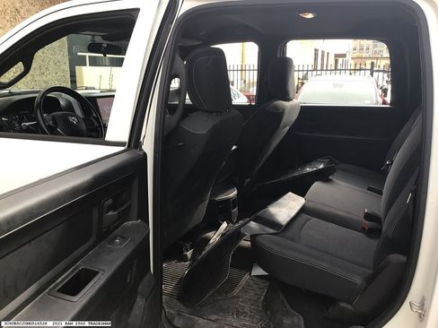 Used 2021 RAM 2500 Tradesman image 13