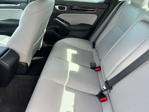 Certified 2025 Honda Civic Sport Touring image 18