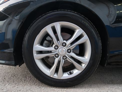 Used 2018 Hyundai Sonata Limited image 44