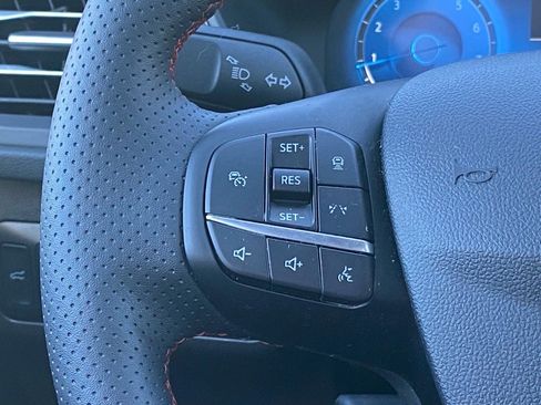 Certified 2023 Ford Escape ST-Line Select w/ Tech Pack #2 image 9